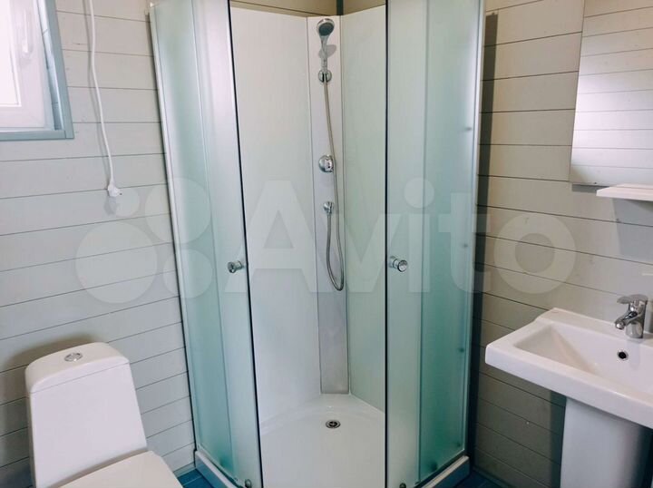 Комната 28 м², 1/2 эт.