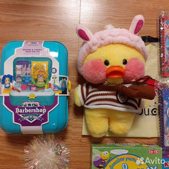 Много игрушек новых и б/у