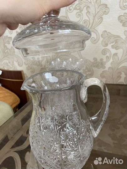Хрустальный кувшин с крышкой