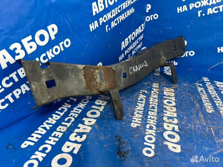 Крепление проводки. Scania P094Cb6X4Hz260