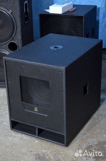 Celestion F1840. Активный сабвуфер 18