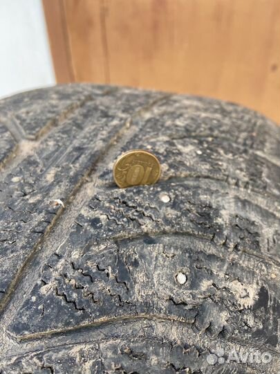 Bridgestone Ice Cruiser 7000 255/55 R18