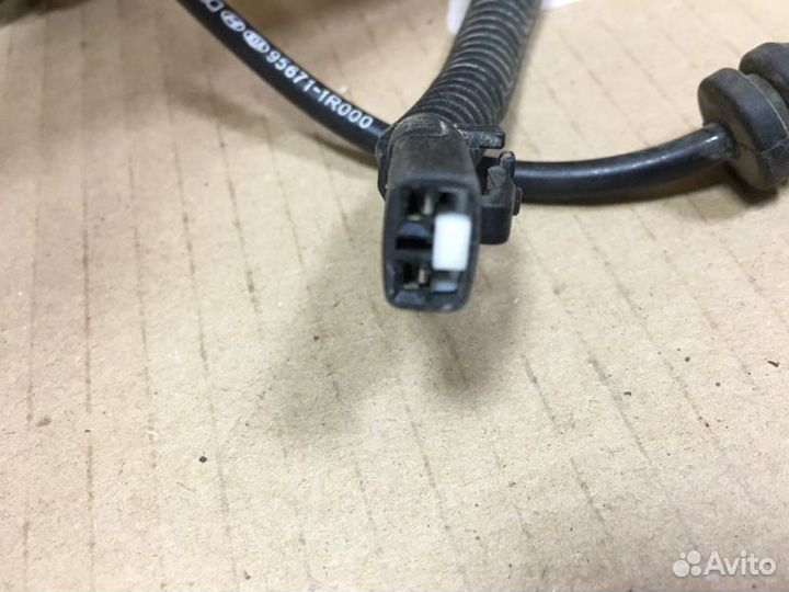 Датчик ABS передний правый Kia Rio 3 седан