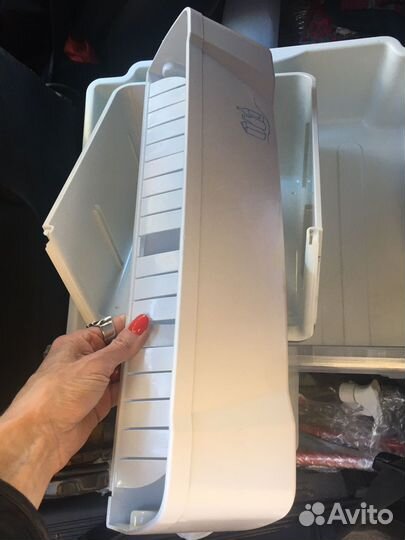 Аксессуары в холодильник Индезит