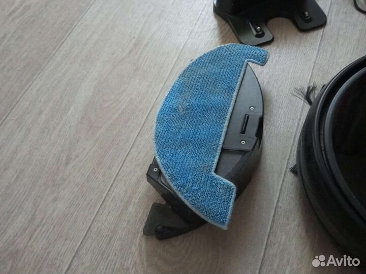 Робот пылесос