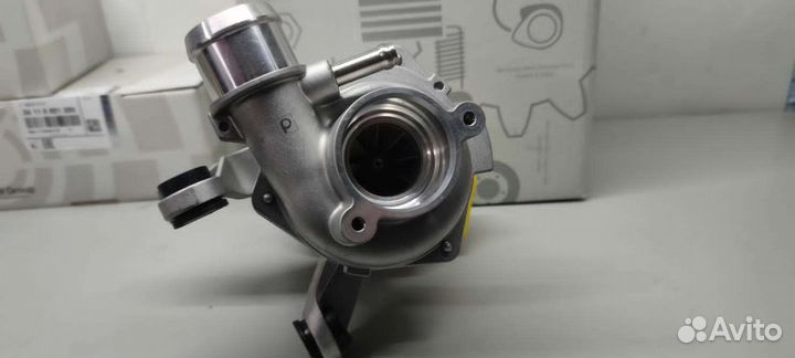 Помпа Mercedes C180 C200 E200 E250 SLC200 GLC200