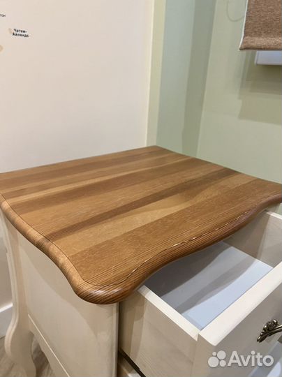 Тумба прикроватная из массива сосны