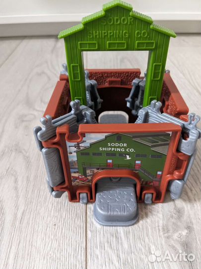 Станция-куб Томас и его друзья