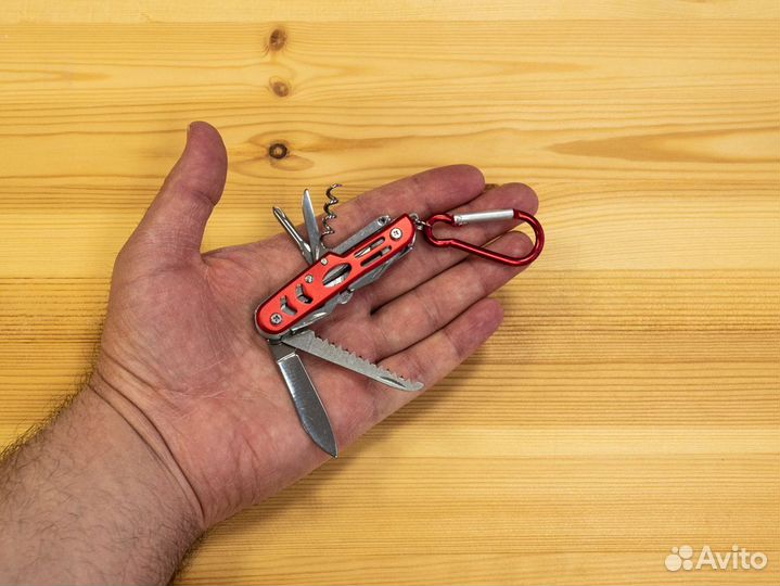 Мультитул «Следопыт» с карабином 12 предметов