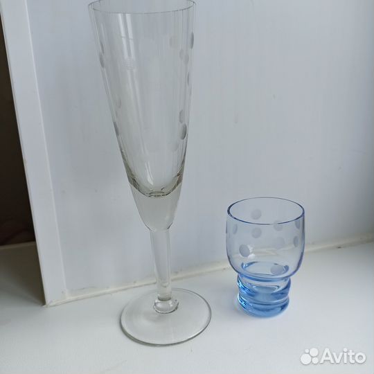 Бокалы и рюмки