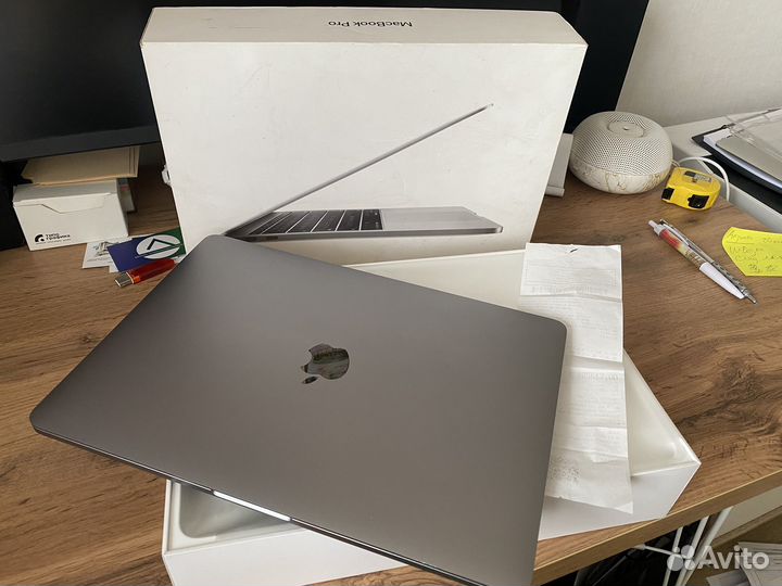 Apple MacBook pro 13 2017 8 gb