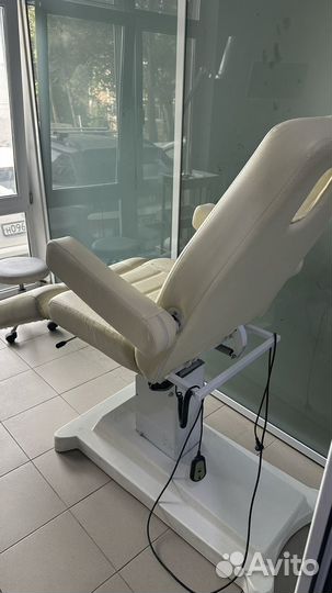Косметологическое кресло