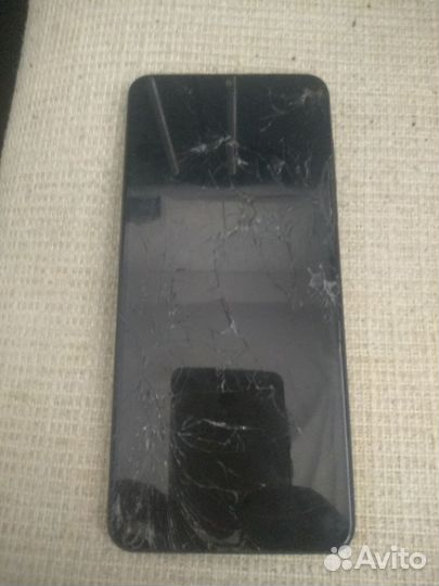 Samsung Galaxy A30, 3/32 ГБ