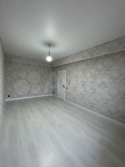 1-к. квартира, 42 м², 4/10 эт.