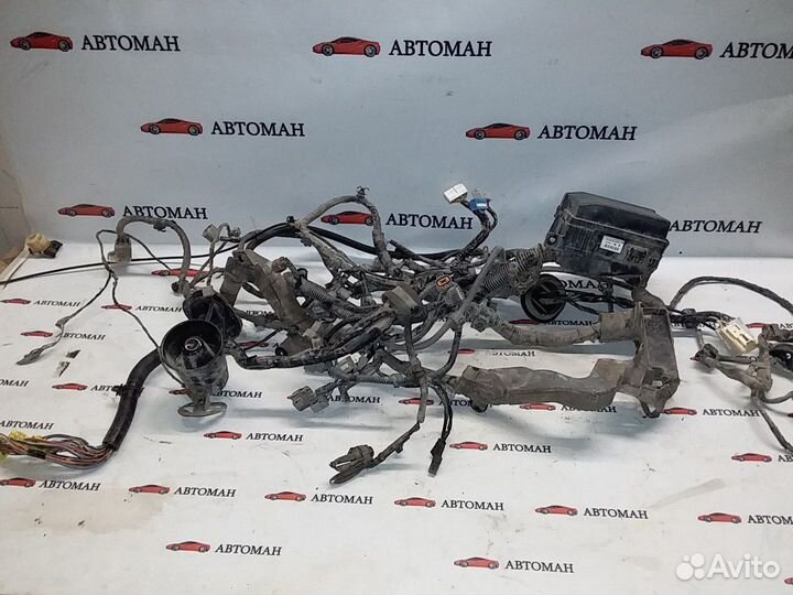 Блок предохранителей Mitsubishi Lancer 9