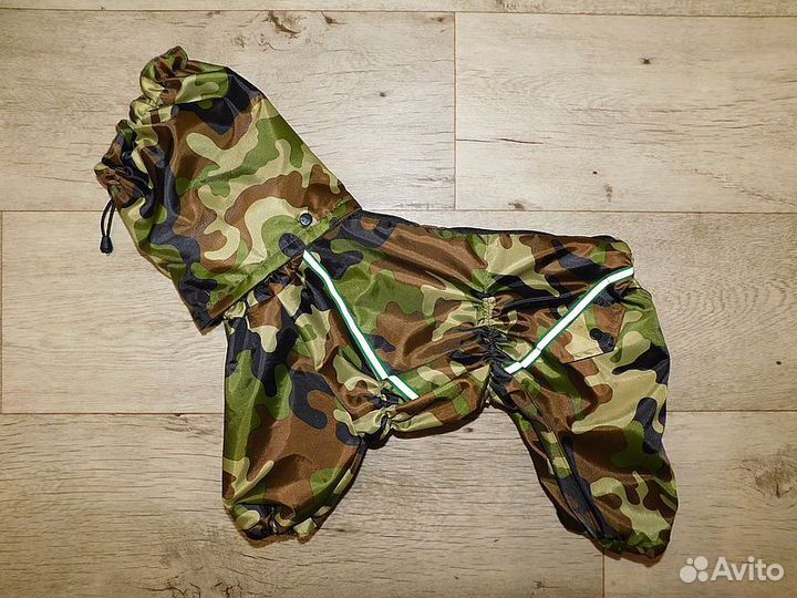 Комбинезон для маленькой собаки