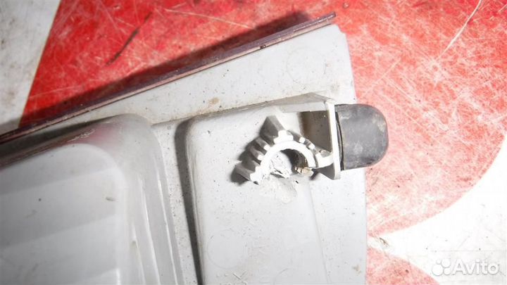 Фонарь задний в бампер правый Toyota Land Cruiser