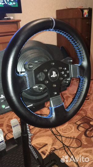 Руль thrustmaster t300 rs с креплением