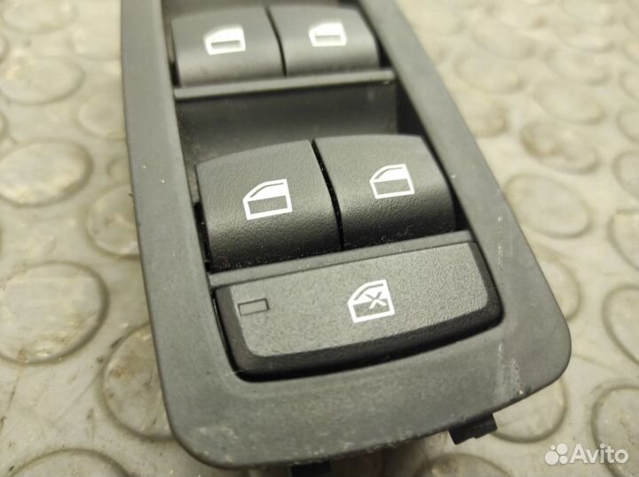 Блок стеклоподъемников Bmw 116I F20 N13B16A 1.6