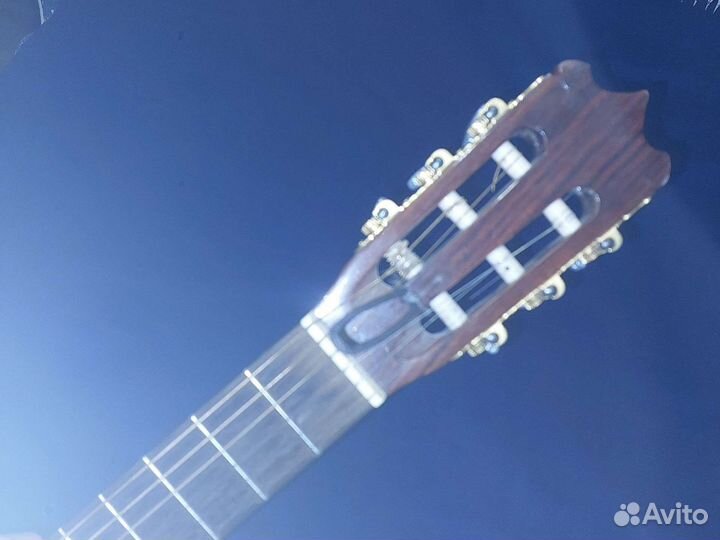 Электроакустическая гитара martinez