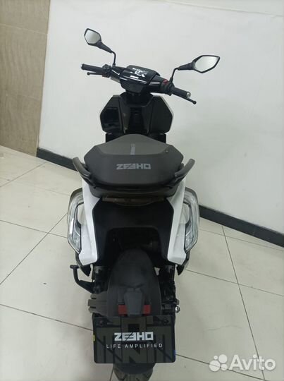 Электроскутер Zeeho AE8