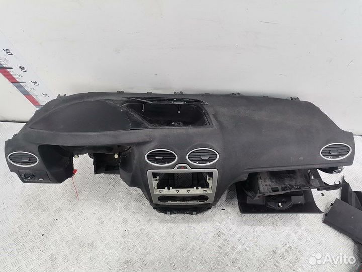 Торпедо (панель передняя) для Ford Focus 2 1365152