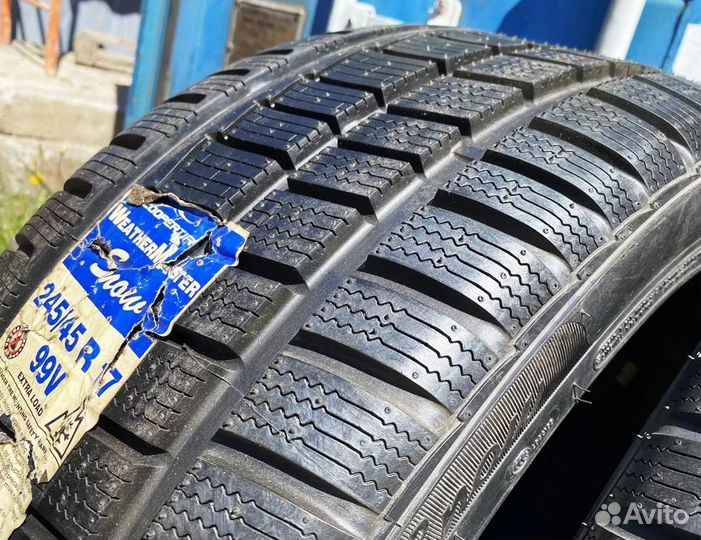 Cooper Weather-Master Snow 245/45 R17 99V