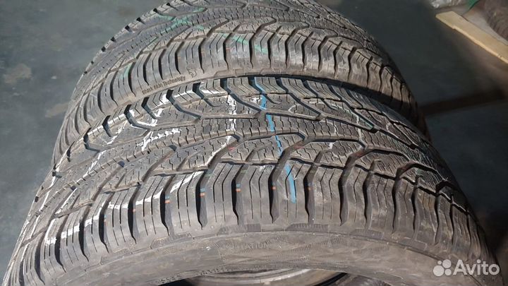 Uniroyal AllSeasonExpert 2 235/55 R17 103V