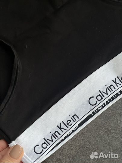 Новый топ Calvin klein размера xs