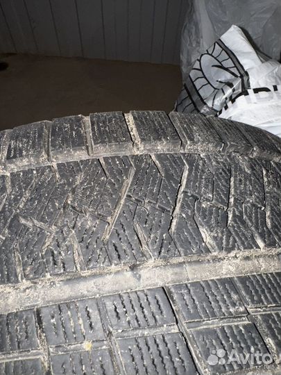 Triangle Snowlink PL02 245/40 R18