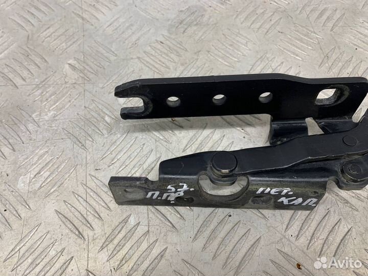 Б/У петля капота передний правый Bmw 7-Series Long