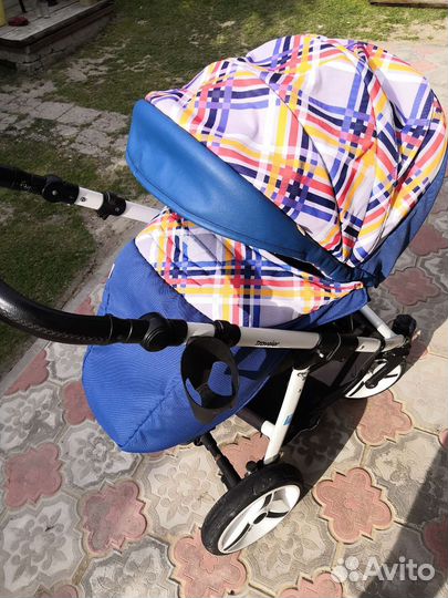 Коляска всесезонная