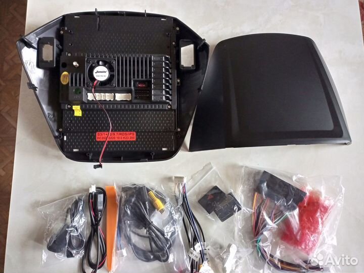 Магнитола Hyundai ix35, Tucson II (11-2015) Tesla