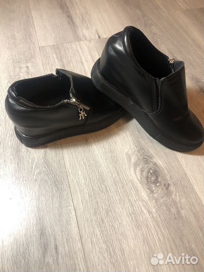 Полуботинки женские