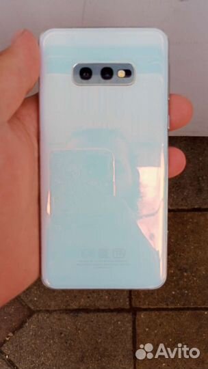 Samsung s10e