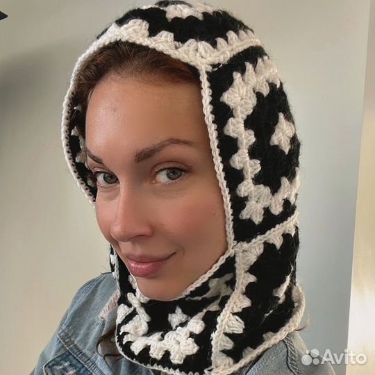 Новый капор в стиле Prada вязаный балаклава чб