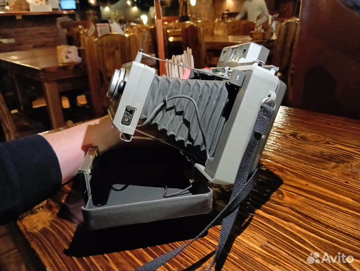 Polaroid land camera 440