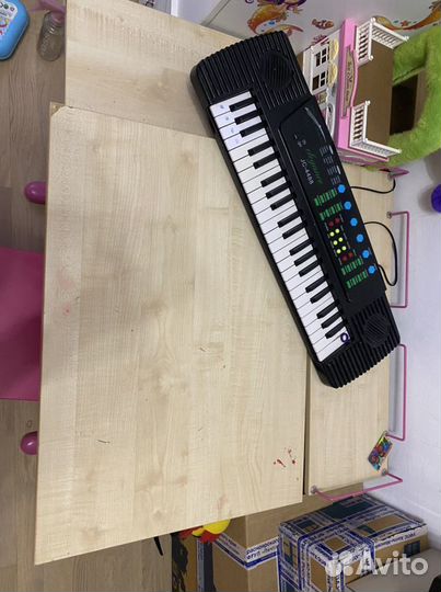 Растущая парта деми