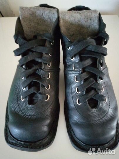 Лыжные ботинки СССР