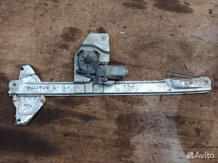 Стеклоподъемник перед левый Ситроен Берлинго 13г