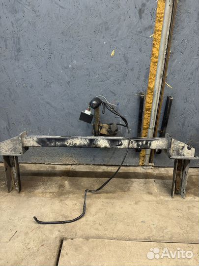 Фаркоп на весту св