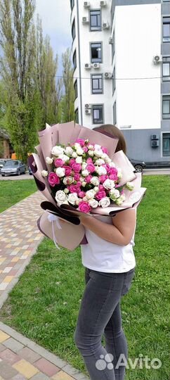 Букеты с доставкой пионовидные розы цветы розы