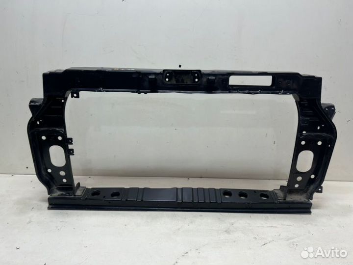 Рамка радиатора(телевизор) Hyundai Creta 1