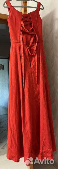 Вечернее платье