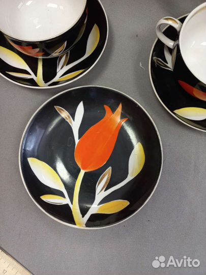 Чайная пара Тюльпан на черном крытье Дулево 1964 г