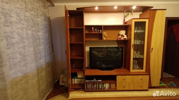 Стенка в гостиную