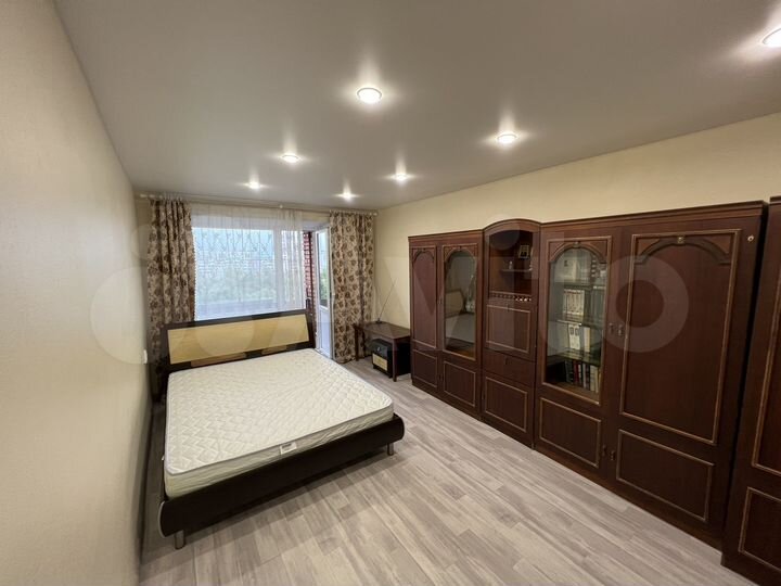 1-к. квартира, 40 м², 9/12 эт.