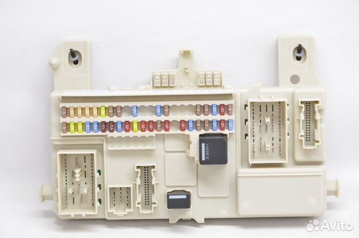 Центральный электр. модуль volvo S40/C70/V50 04-12