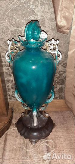 Фарфоровые вазы 2шт