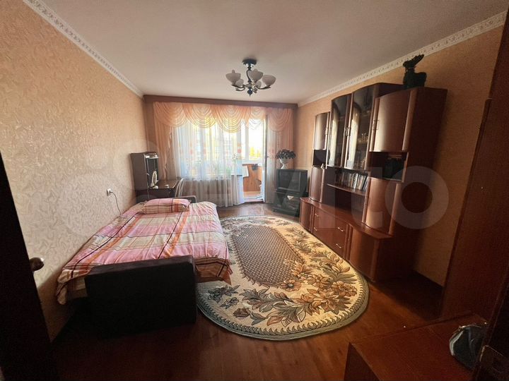 Комната 18 м² в 3-к., 6/10 эт.